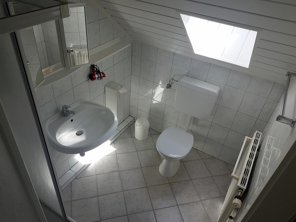 Fruehstueckspension Sterr Strebersdorf エクステリア 写真
